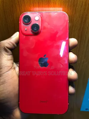 Apple iPhone 13 128 GB Red