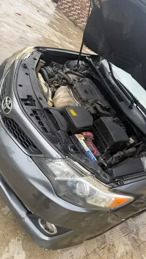 Toyota Camry 2014 Gray