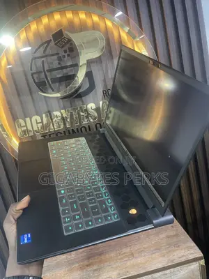 Laptop Alienware M16 R1 16GB Intel Core i7 SSD 1T