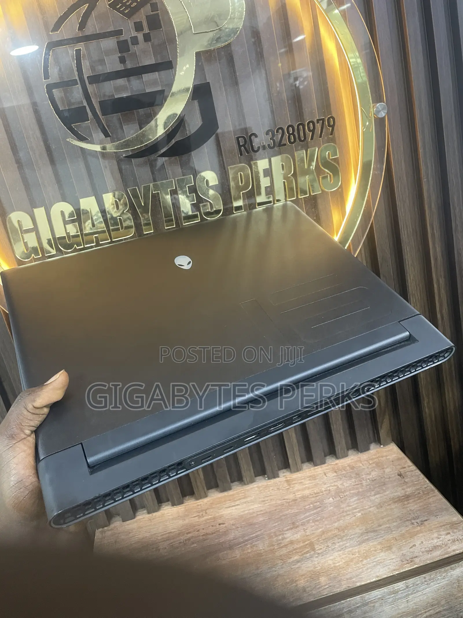 Laptop Alienware M16 R1 16GB Intel Core i7 SSD 1T