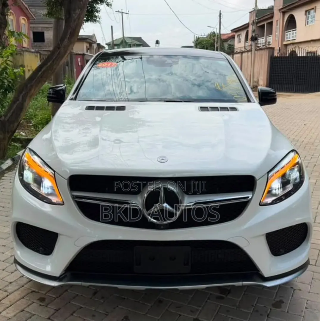 Mercedes-Benz GLE-Class 2017 White