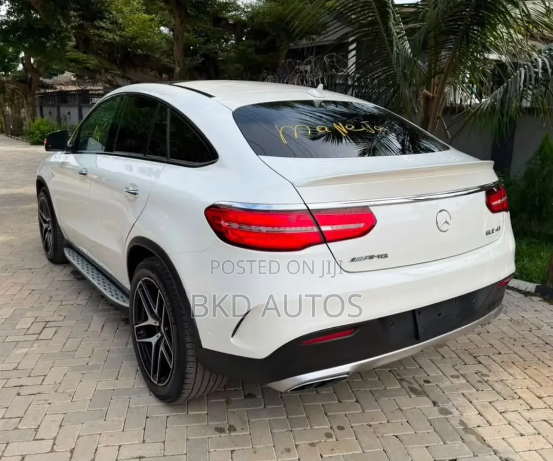 Mercedes-Benz GLE-Class 2017 White