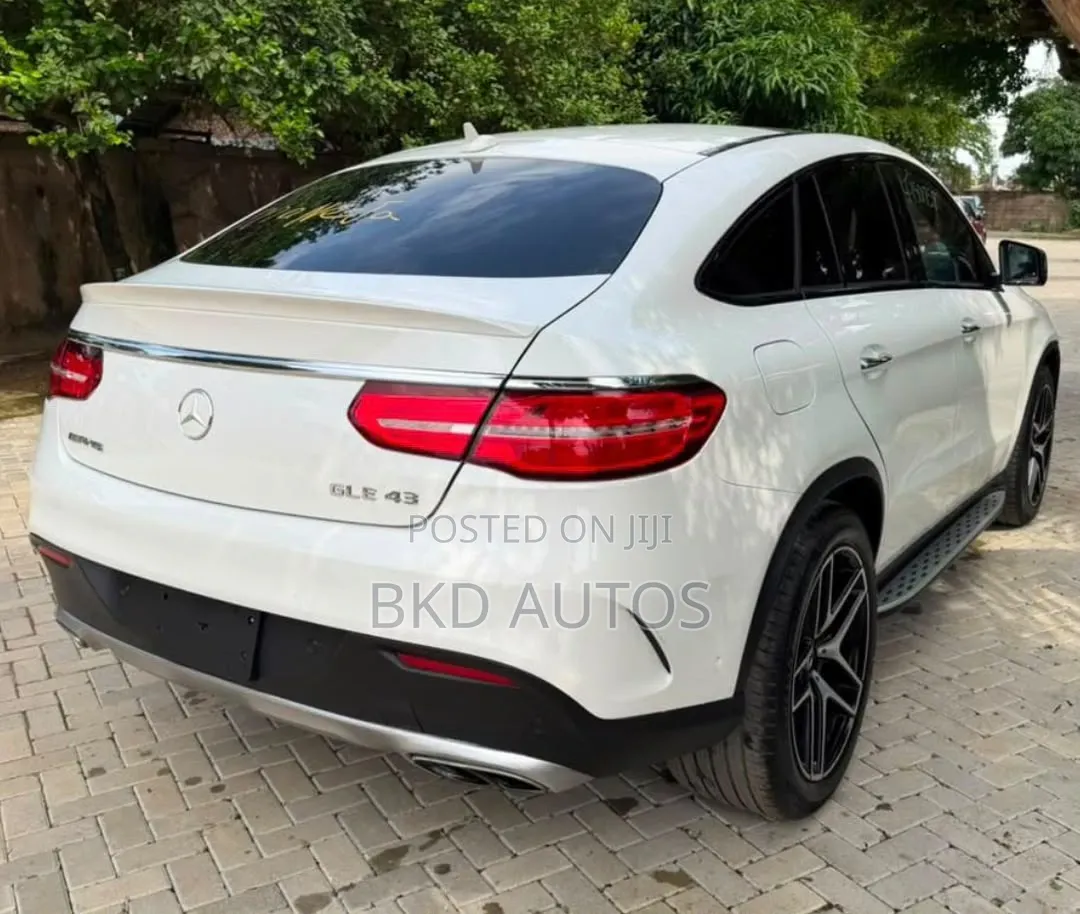 Mercedes-Benz GLE-Class 2017 White