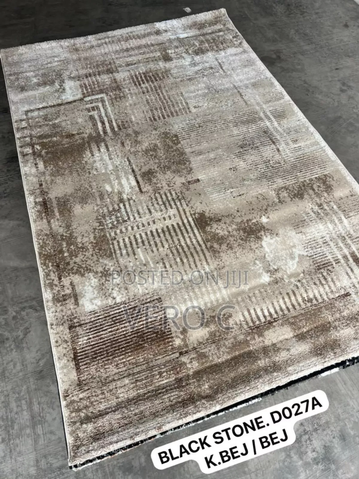 Quality Centre Rug 8x11ft.