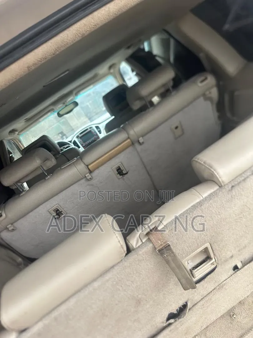 Toyota Highlander 2004 Gold