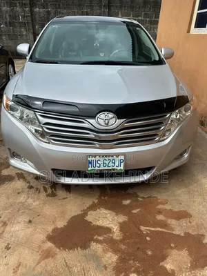 Toyota Venza AWD 2010 Silver