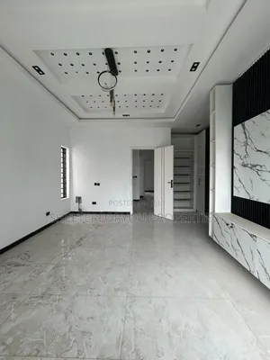 4bdrm Duplex in Off Lekki-Epe Expressway for rent