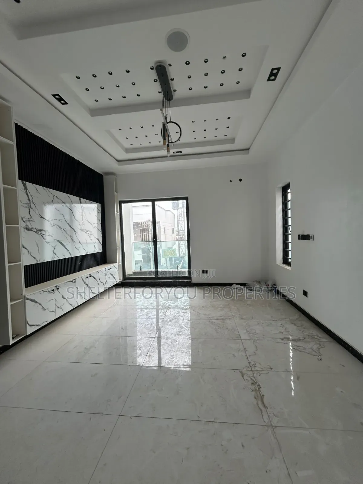 4bdrm Duplex in Off Lekki-Epe Expressway for rent