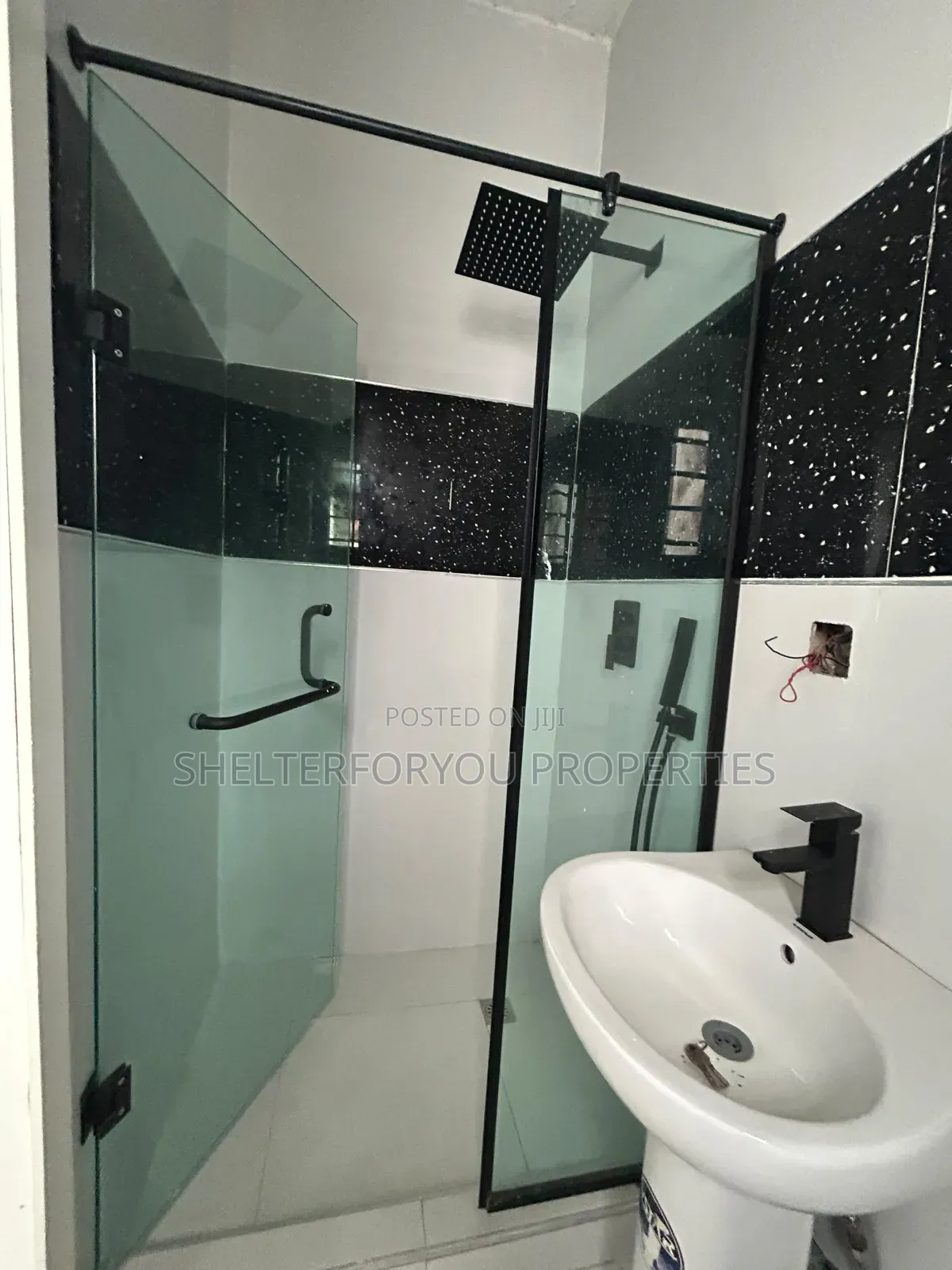 4bdrm Duplex in Off Lekki-Epe Expressway for rent