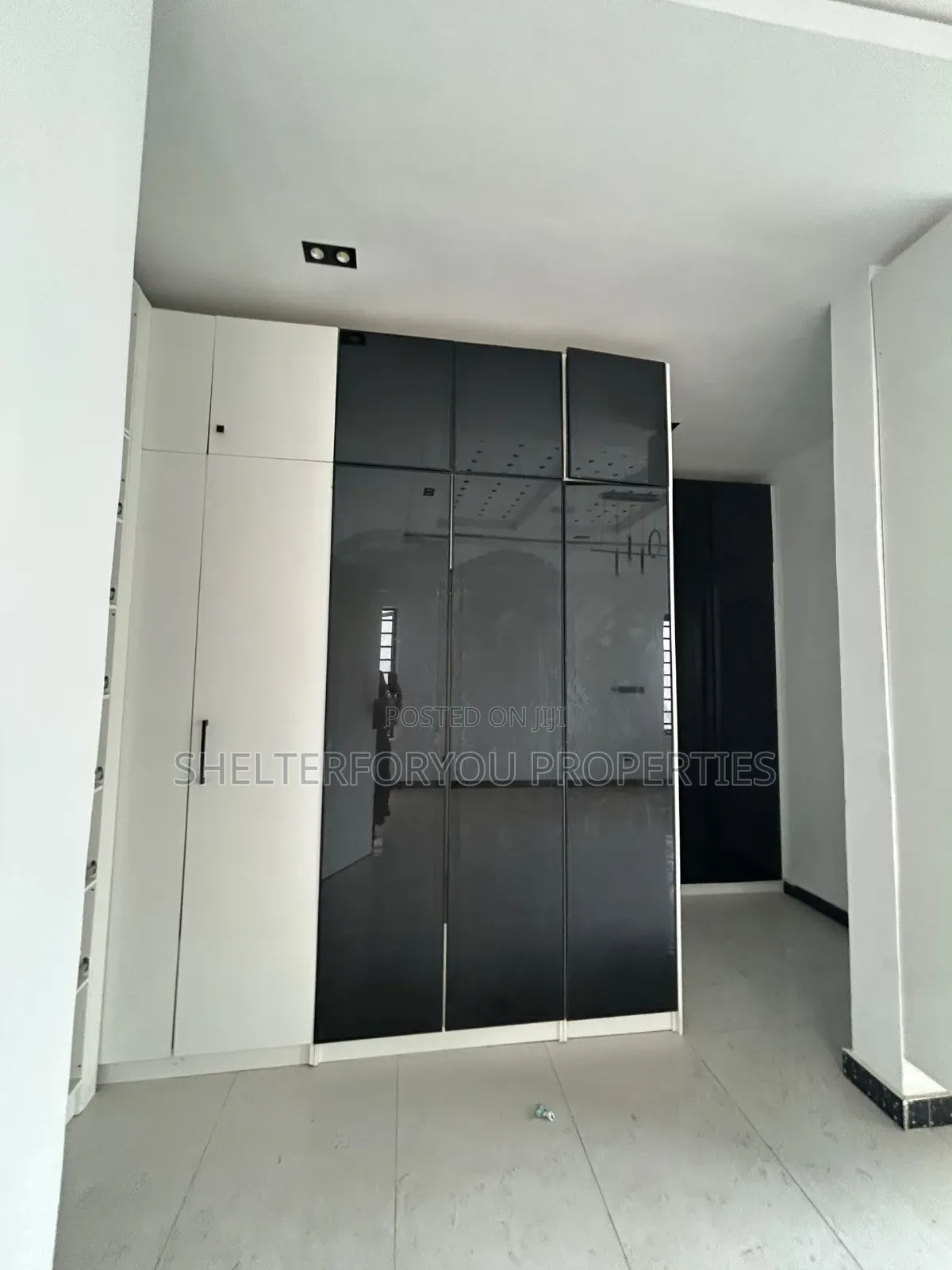 4bdrm Duplex in Off Lekki-Epe Expressway for rent