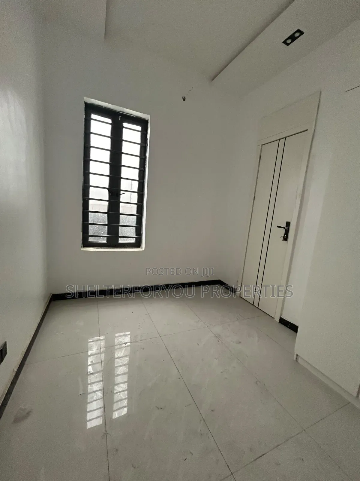 4bdrm Duplex in Off Lekki-Epe Expressway for rent