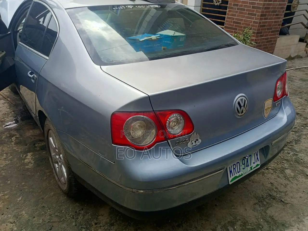 Volkswagen Passat 2008 Blue