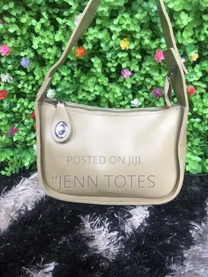 Neat, Clean Pre-Owned Uk Thrift Mini Bag for Sale