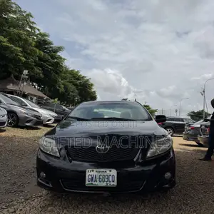 Toyota Corolla 2009 Black