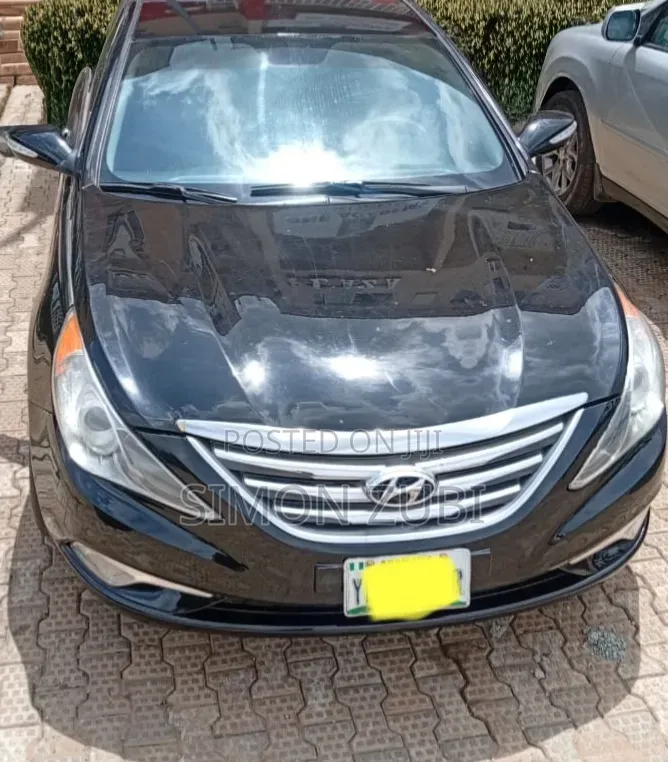 Hyundai Sonata 2012 Black