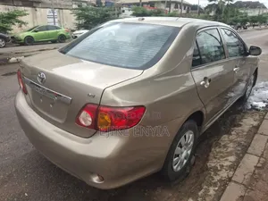 Toyota Corolla 2009 Gold