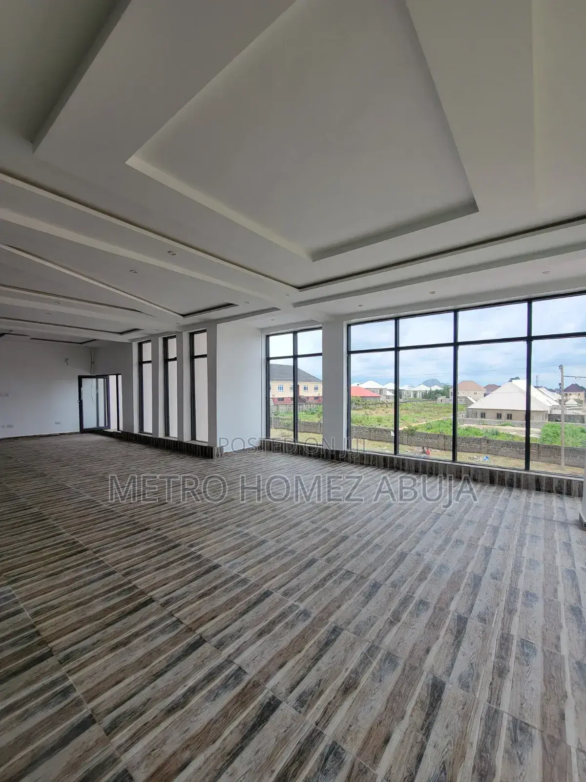Premium Shop Space