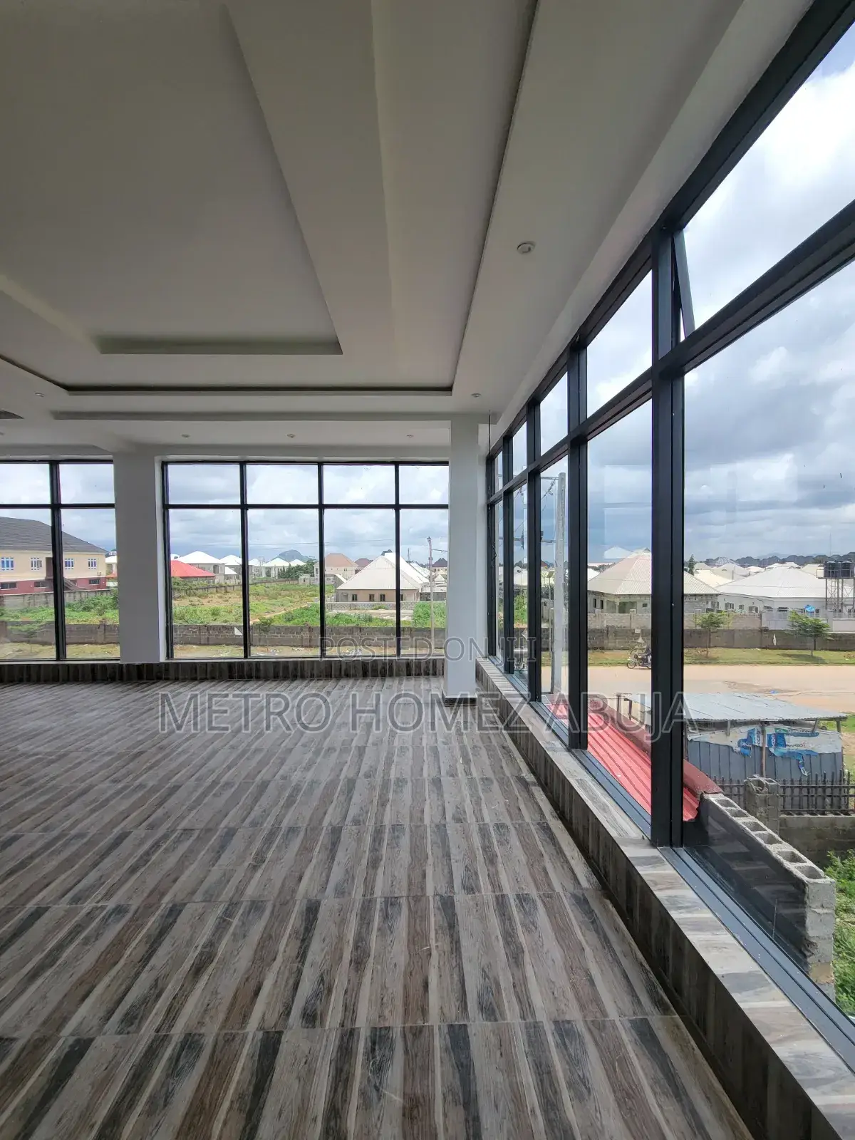 Premium Shop Space