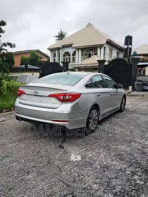 Hyundai Sonata SE 4dr Sedan (2.0L 4cyl Turbo 6A) 2014 Silver