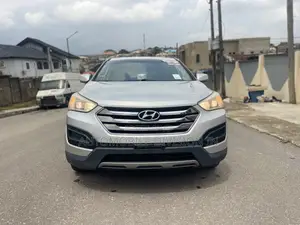 Hyundai Santa Fe 2014 Silver