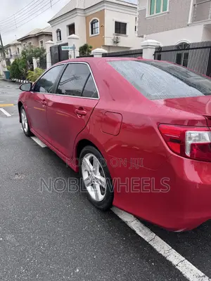 Toyota Camry 2012 Red