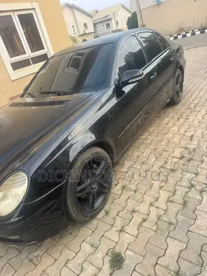 Mercedes-Benz E350 2006 Black