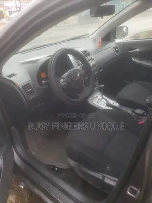Toyota Corolla 2010 Gray