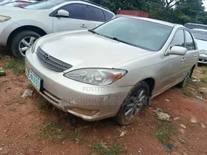Toyota Camry 2004