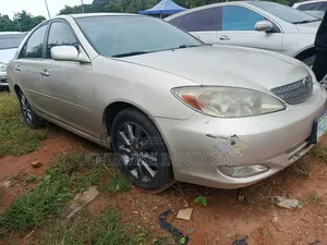 Toyota Camry 2004