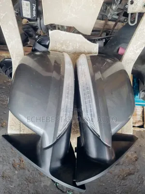 Tuareg Side Mirror. 2008 Model