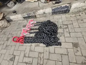 Lifting Chain 4"1 10 Ton by 6 Metter