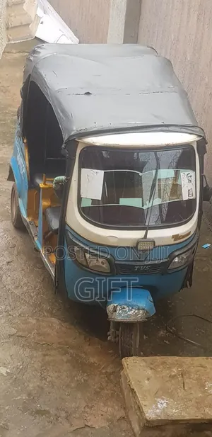 TVS Raider 125 2023 Blue