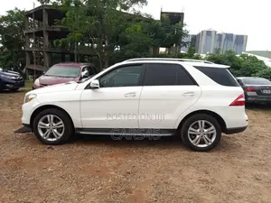 Mercedes-Benz M Class 2015 White