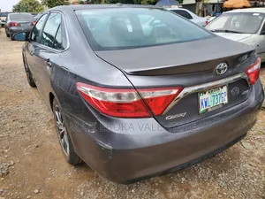 Toyota Camry 2016