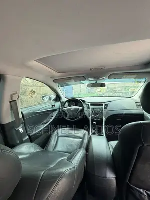 Hyundai Sonata GLS Sedan FWD (2.4L 4cyl 6A) 2013 White