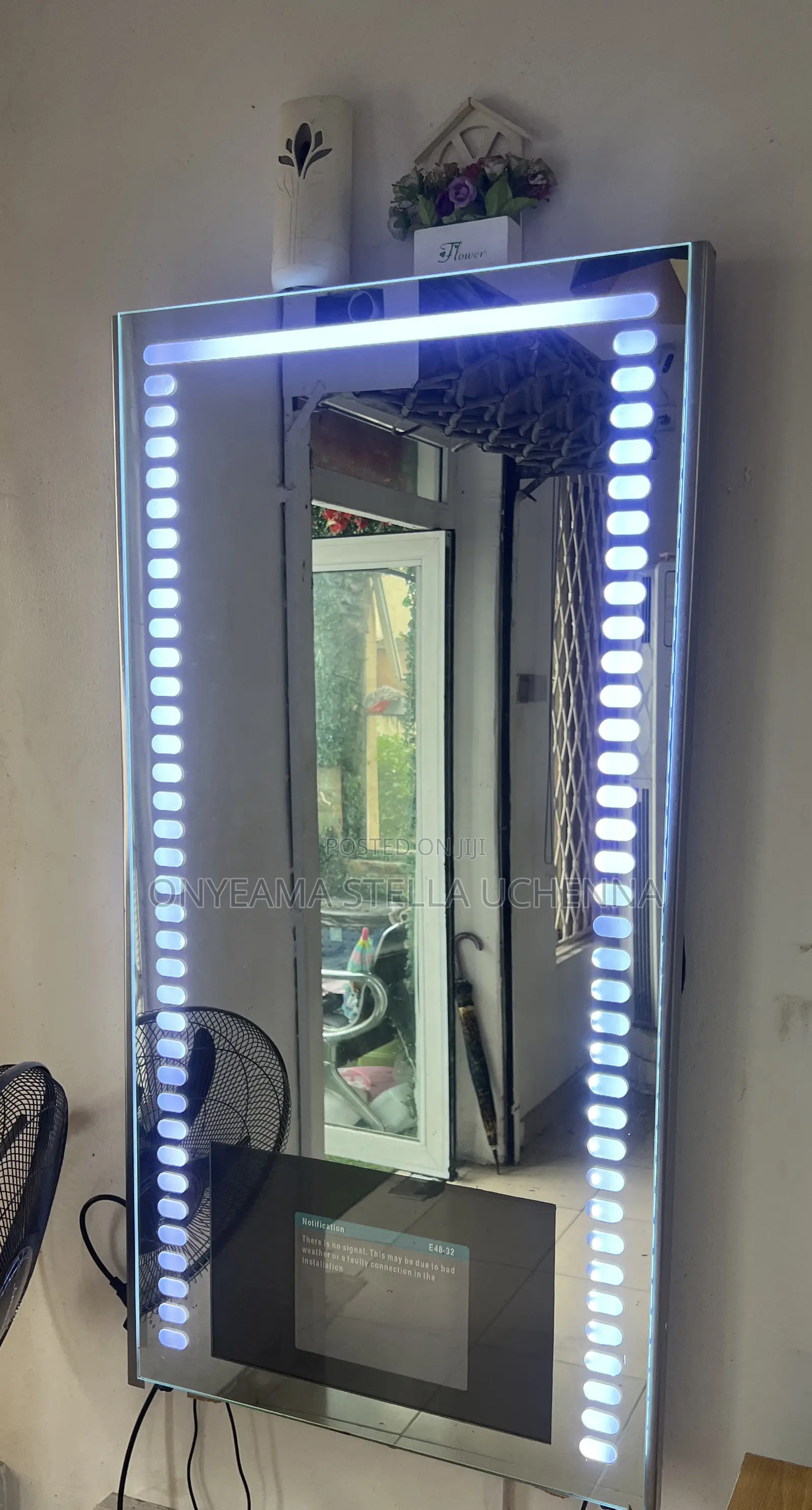 Medium Mirro TV