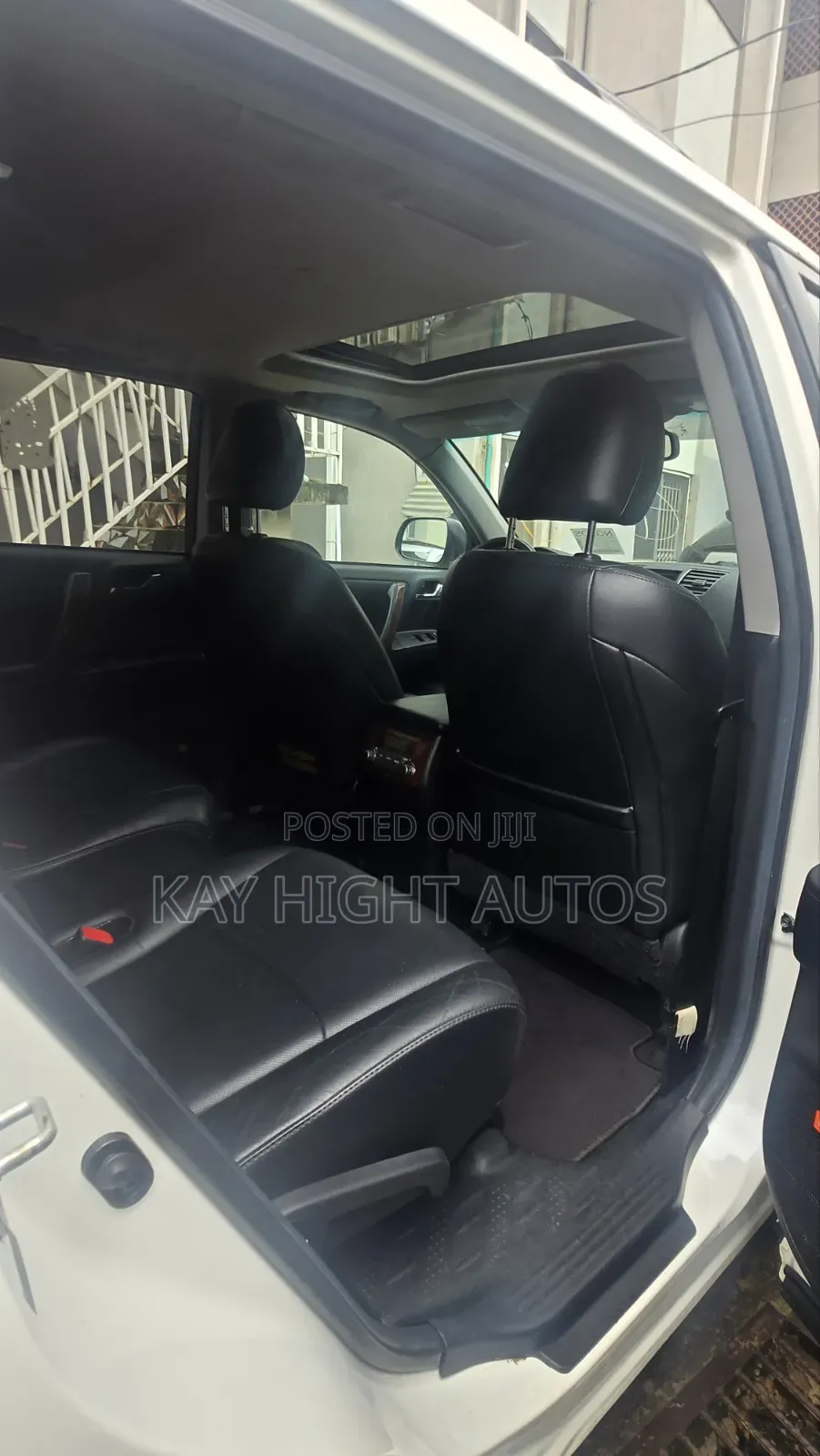 Toyota Highlander Limited 2011 White