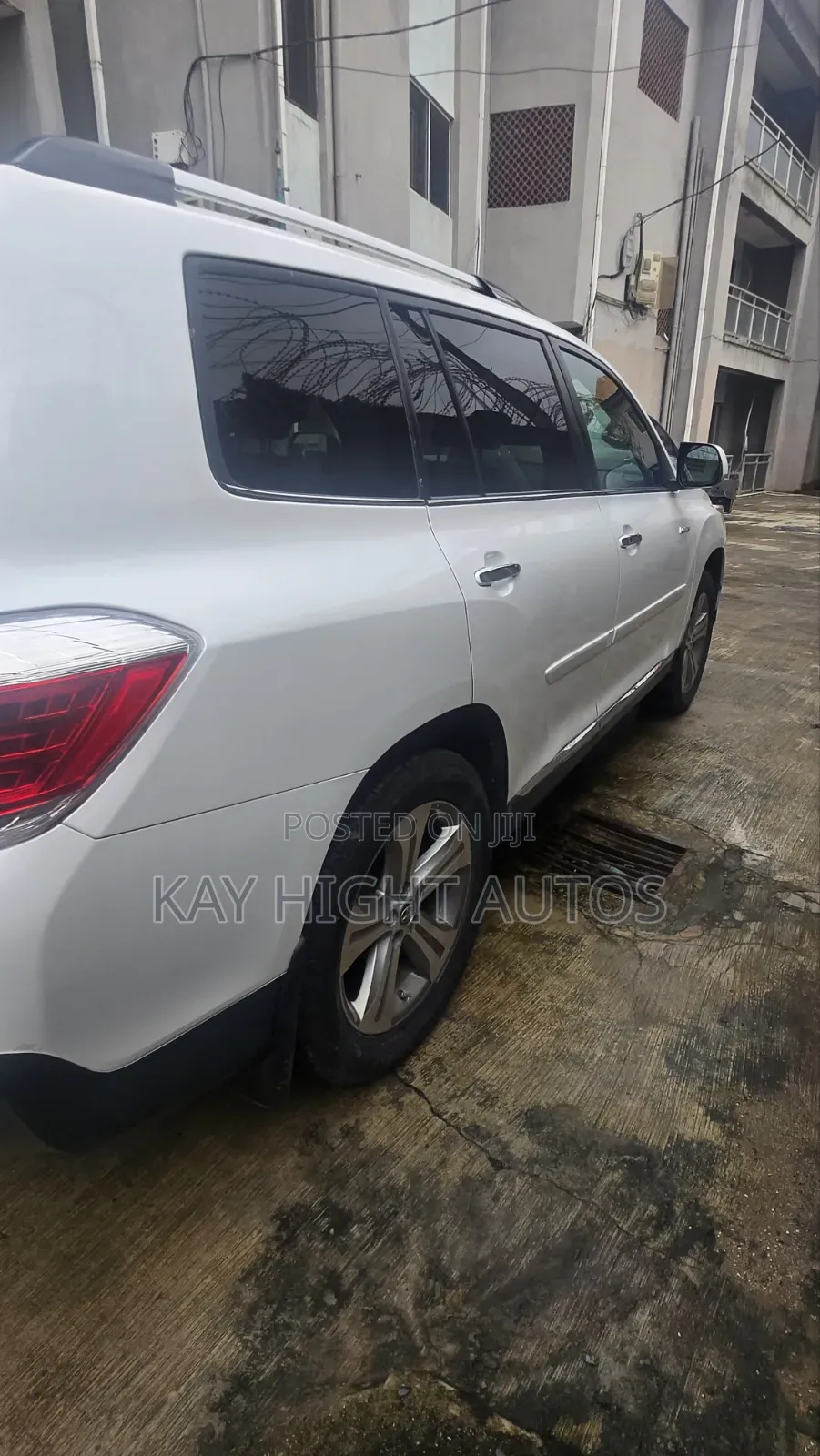 Toyota Highlander Limited 2011 White