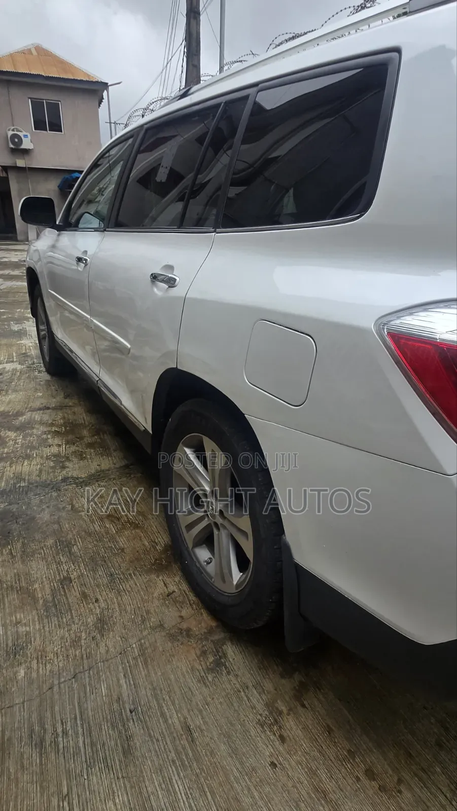 Toyota Highlander Limited 2011 White