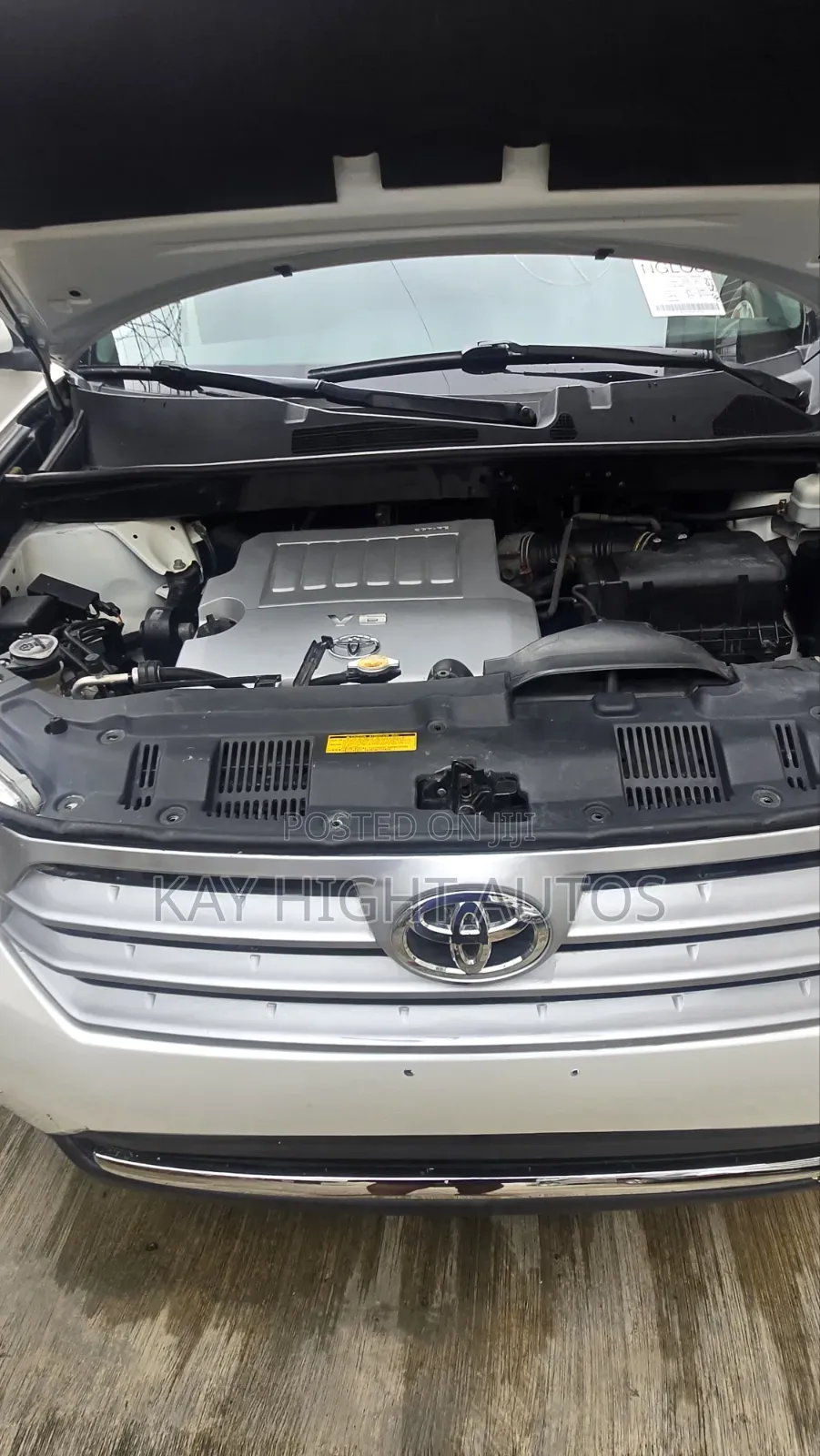 Toyota Highlander Limited 2011 White