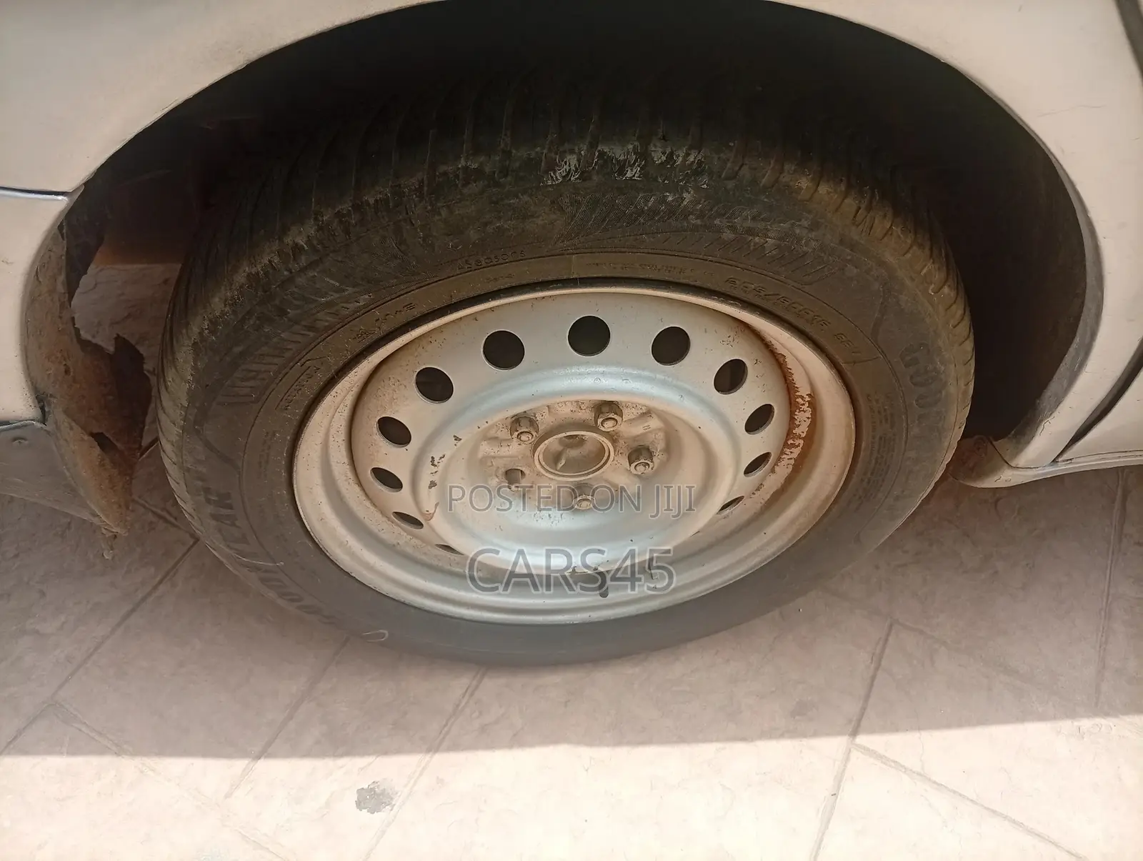 Toyota Avalon 2000 Silver