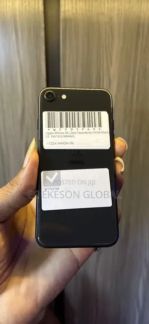 Apple iPhone SE (2020) 64 GB Black