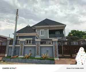 6bdrm Duplex in Onimaba, Igando / Ikotun/Igando for sale