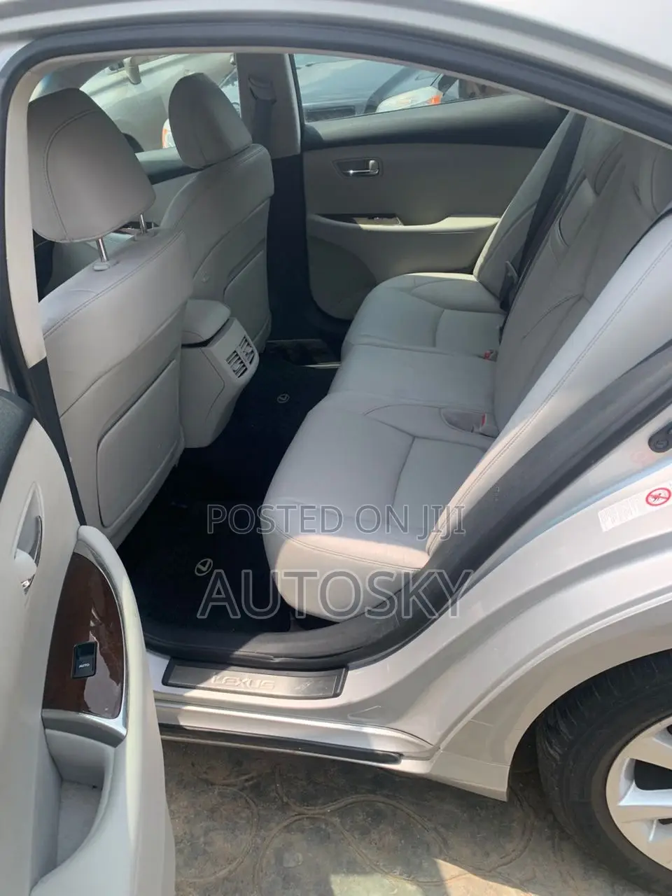 Lexus ES 350 2010 Silver