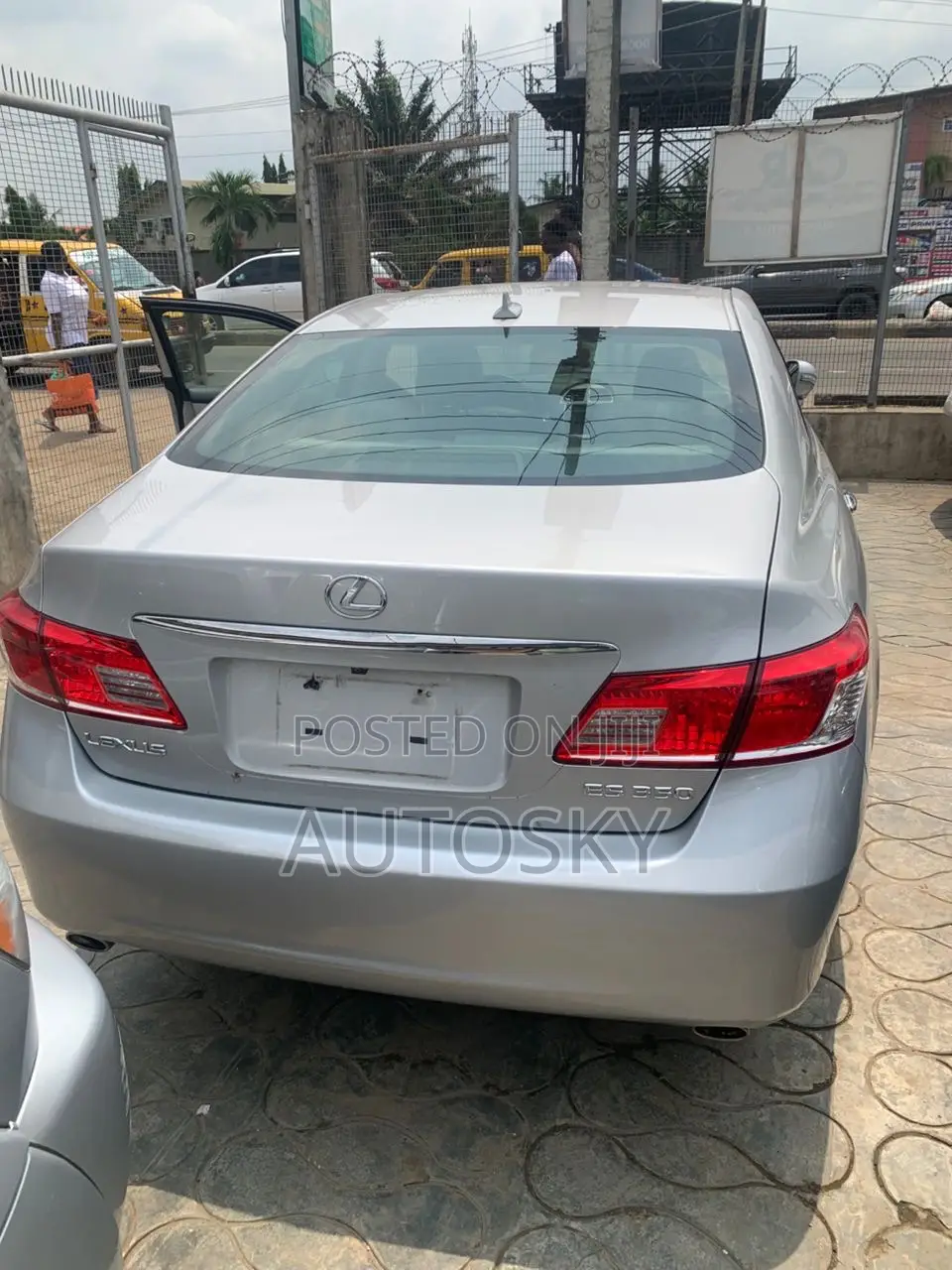 Lexus ES 350 2010 Silver