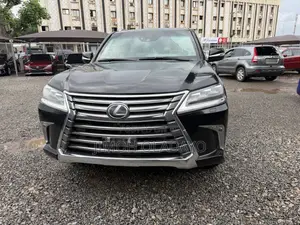 Lexus LX 570 AWD 2018 Black