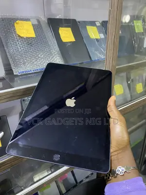 Apple iPad 10.2 (2020) 128 GB Gray