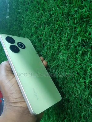 Infinix Smart 8 64 GB Gold