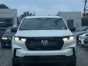 Honda Pilot Black Edition AWD 2025 White