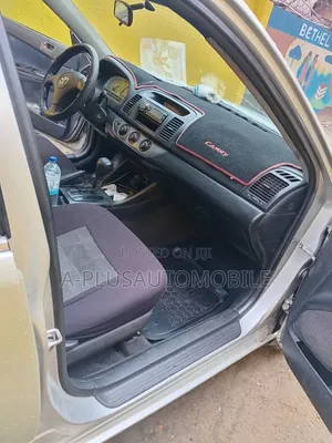 Toyota Camry 2004 Silver